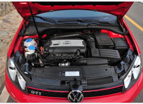 高尔夫 2010款 2.0TSI GTI 其他细节类   发动机舱