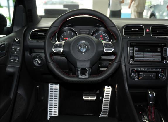 高尔夫 2011款 2.0TSI GTI 中控类   驾驶位