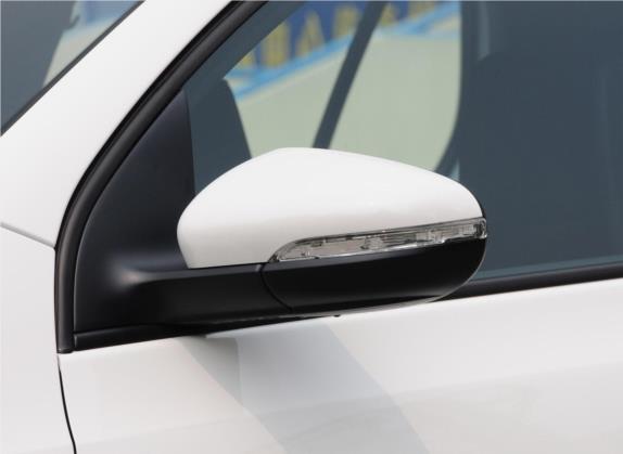 高尔夫 2011款 2.0TSI GTI 外观细节类   外后视镜
