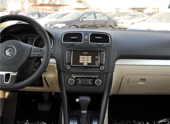 高尔夫 2011款 1.4TSI 自动豪华型 中控类   中控台