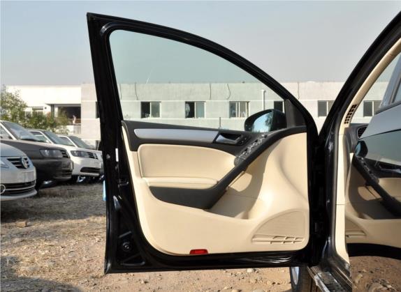 高尔夫 2011款 1.4TSI 自动豪华型 车厢座椅   前门板