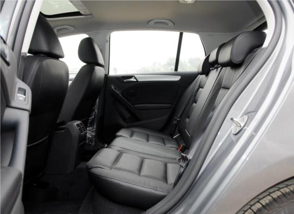 高尔夫 2012款 1.4TSI 自动豪华型 车厢座椅   后排空间