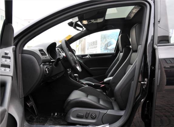 高尔夫 2012款 2.0TSI GTI 车厢座椅   前排空间