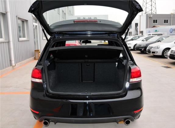 高尔夫 2012款 2.0TSI GTI 车厢座椅   后备厢