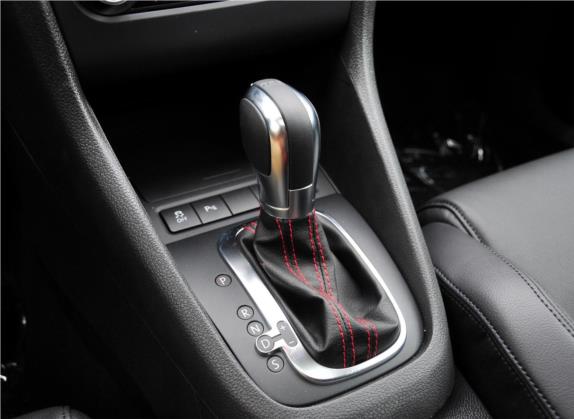 高尔夫 2012款 2.0TSI GTI 中控类   挡把