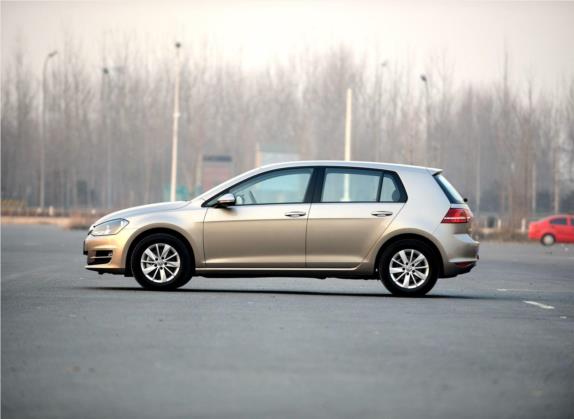 高尔夫 2014款 1.6L 手动时尚型 外观   正侧