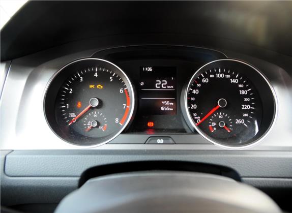 高尔夫 2014款 1.6L 手动时尚型 中控类   仪表盘