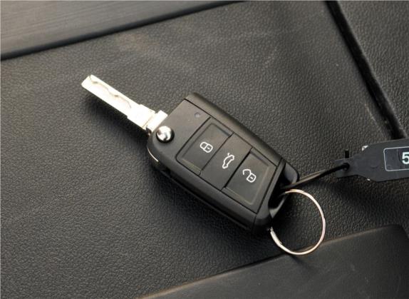 高尔夫 2014款 1.4TSI 自动豪华型 其他细节类   钥匙