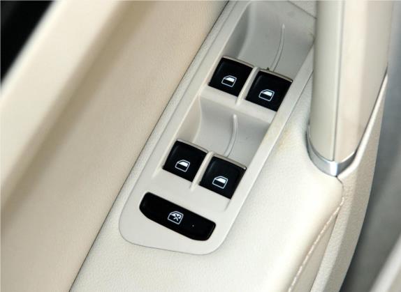 高尔夫 2014款 1.4TSI 自动豪华型 车厢座椅   门窗控制