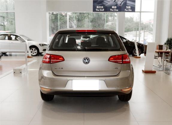 高尔夫 2015款 1.6L 手动时尚型 外观   正后