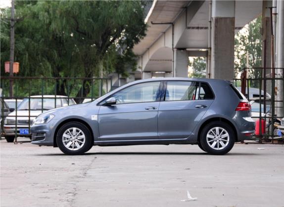 高尔夫 2015款 1.6L 自动时尚型 外观   正侧