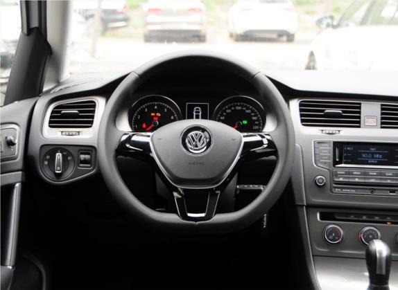 高尔夫 2015款 1.4TSI 自动舒适型 中控类   驾驶位