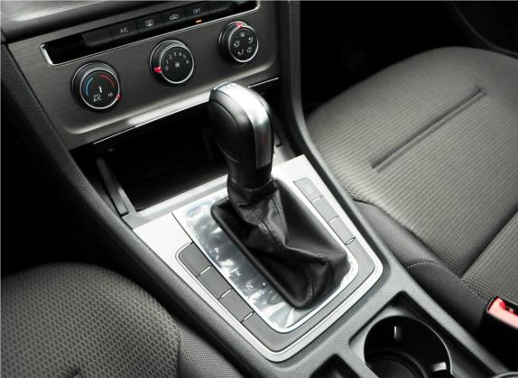 高尔夫 2015款 1.4TSI 自动舒适型 中控类   挡把