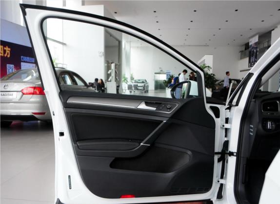 高尔夫 2015款 1.4TSI 自动豪华型 车厢座椅   前门板