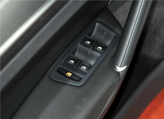 高尔夫 2015款 1.4TSI 自动豪华型 车厢座椅   门窗控制