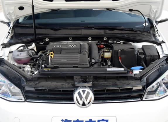 高尔夫 2016款 230TSI 手动舒适型 其他细节类   发动机舱
