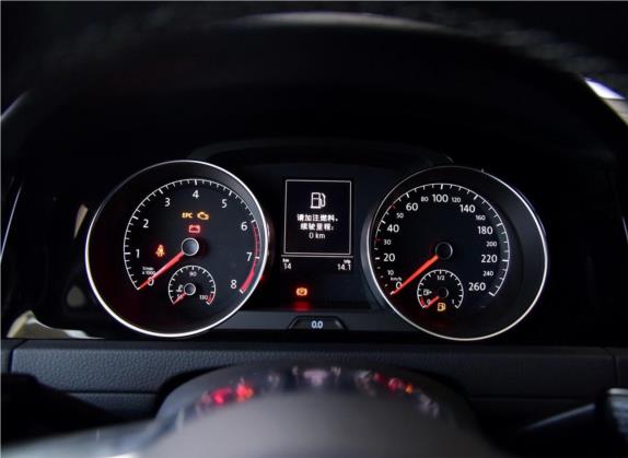 高尔夫 2016款 1.4TSI 手动R-Line 中控类   仪表盘