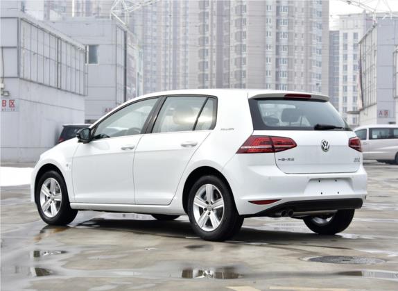 高尔夫 2017款 230TSI 手动舒适百万辆纪念版 外观   斜后