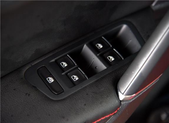 高尔夫 2018款 2.0TSI GTI 车厢座椅   门窗控制