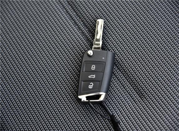 高尔夫 2018款 1.6L 自动舒适型 其他细节类   钥匙