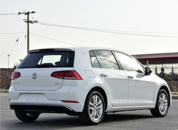 高尔夫 2018款 230TSI 手动舒适型 外观   斜后