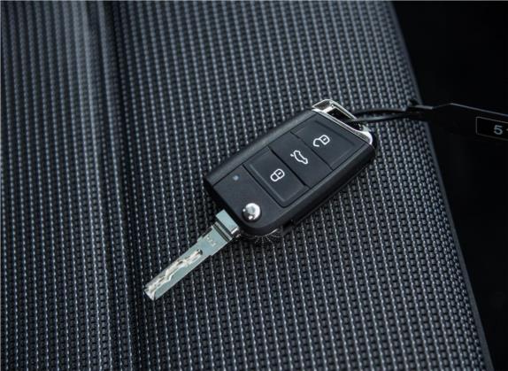 高尔夫 2018款 230TSI 自动舒适型 其他细节类   钥匙