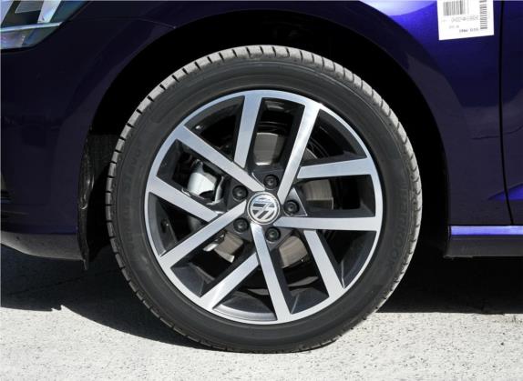 高尔夫 2018款  230TSI 自动豪华型 其他细节类   前轮