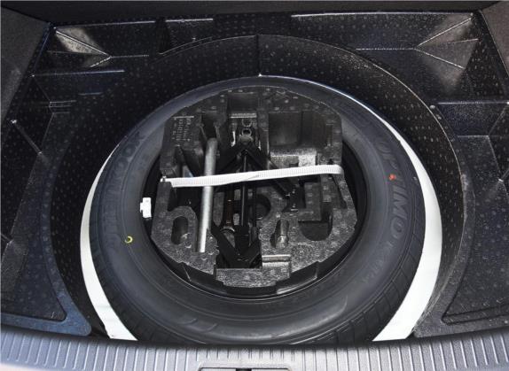 高尔夫 2019款 1.6L 自动时尚型 国V 其他细节类   备胎