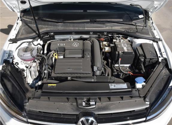 高尔夫 2019款 200TSI DSG舒适型 国V 其他细节类   发动机舱