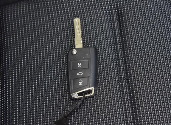 高尔夫 2019款 200TSI DSG舒适型 国V 其他细节类   钥匙
