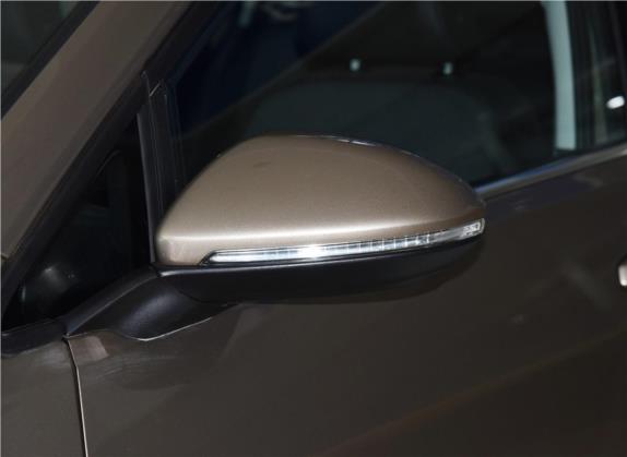 高尔夫 2019款 280TSI DSG舒适型 国VI 外观细节类   外后视镜