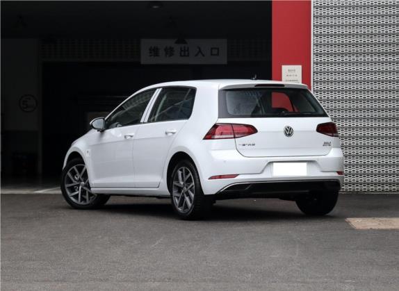 高尔夫 2020款 200TSI DSG舒适进取版 外观   斜后
