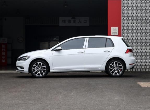 高尔夫 2020款 200TSI DSG舒适进取版 外观   正侧