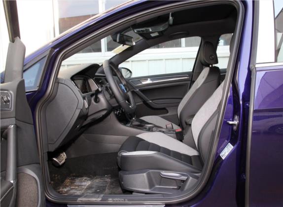 高尔夫 2020款 280TSI DSG R-Line型 车厢座椅   前排空间
