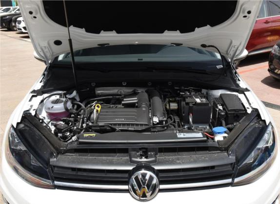 高尔夫 2020款 挚爱版 280TSI DSG舒适型 其他细节类   发动机舱
