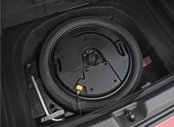 高尔夫 2021款 380TSI DSG GTI 其他细节类   备胎