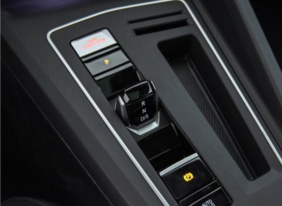 高尔夫 2021款 380TSI DSG GTI 中控类   挡把