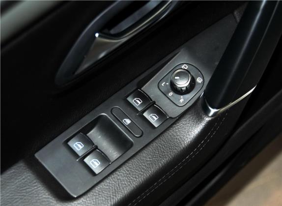 一汽-大众CC 2012款 1.8TSI 精英型 车厢座椅   门窗控制