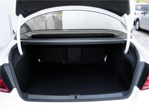 一汽-大众CC 2015款 1.8TSI 尊贵型 车厢座椅   后备厢