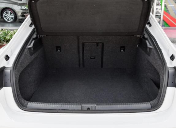 一汽-大众CC 2019款 380TSI 魅颜版 国V 车厢座椅   后备厢