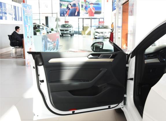 一汽-大众CC 2020款 330TSI 华颜版 国V 车厢座椅   前门板