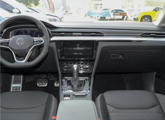 一汽-大众CC 2021款 380TSI 夺目版 中控类   中控台