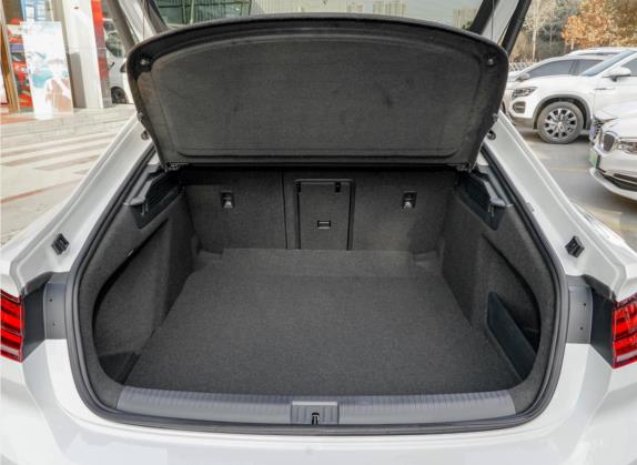 一汽-大众CC 2021款 380TSI 夺目版 车厢座椅   后备厢