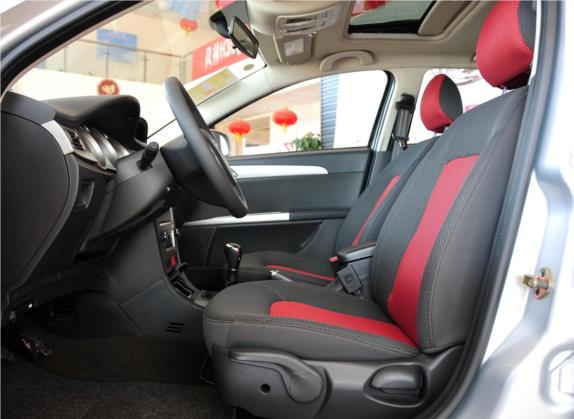 东风风神H30 2011款 CROSS 1.6L 手动尊逸型 车厢座椅   前排空间