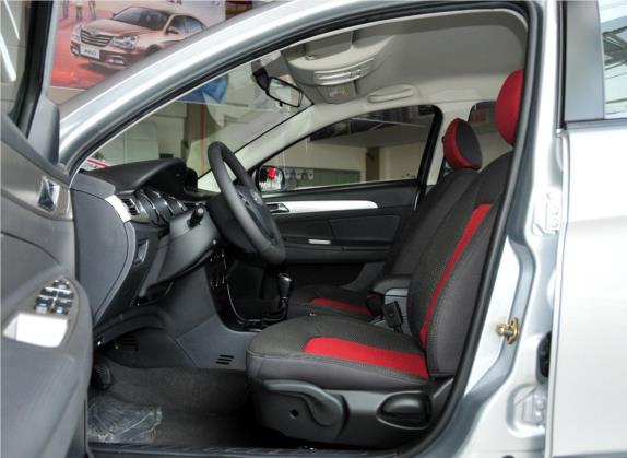 东风风神H30 2012款 CROSS 1.6L 手动尊尚型 车厢座椅   前排空间