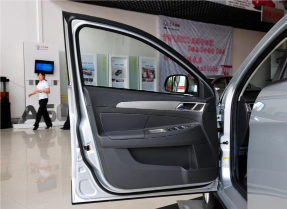 东风风神H30 2012款 CROSS 1.6L 手动尊尚型 车厢座椅   前门板