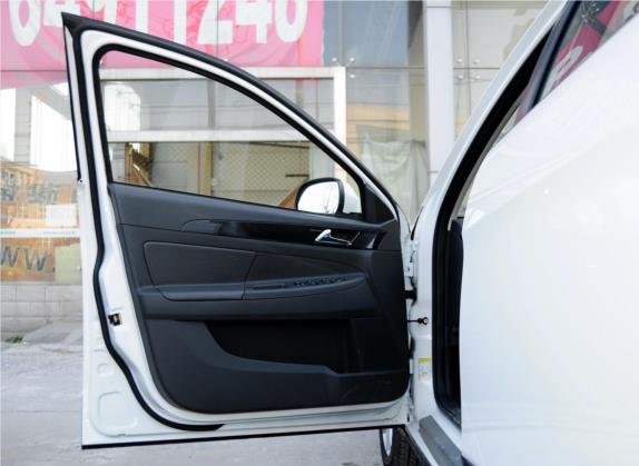 东风风神H30 2013款 CROSS 1.5L 手动尊逸型 车厢座椅   前门板