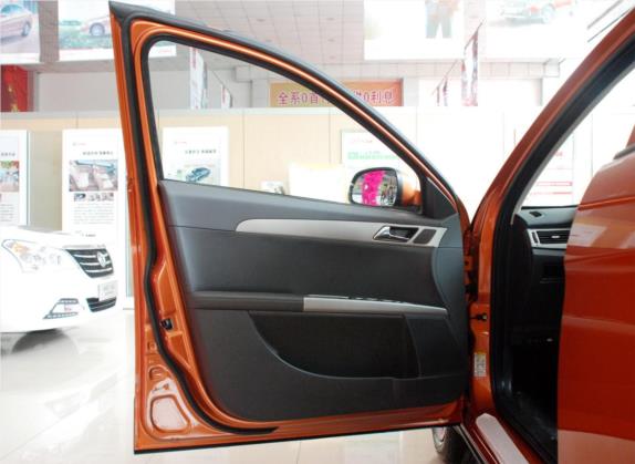 东风风神H30 2014款 CROSS 1.5L 手动感恩版 车厢座椅   前门板