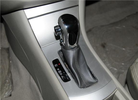 东风风神A60 2012款 2.0L CVT尊贵型 中控类   挡把