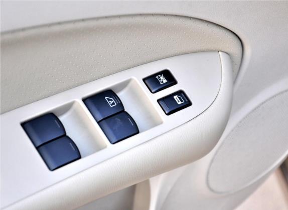 东风风神A60 2012款 2.0L CVT豪华型 车厢座椅   门窗控制